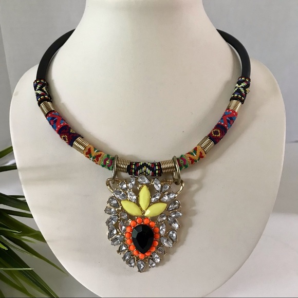 Beautiful Colorful necklaces choker for women - Picture 1 of 5